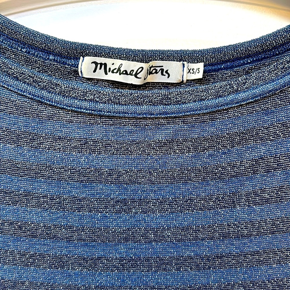 Michael Stars ⭐️ blue and gray cute boat neck top xs/s